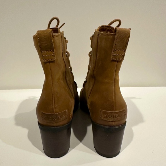SOREL WOMEN'S CATE LACE BOOTIE SIZE 9 Excellent Condition. Only worn once - Picture 3 of 4